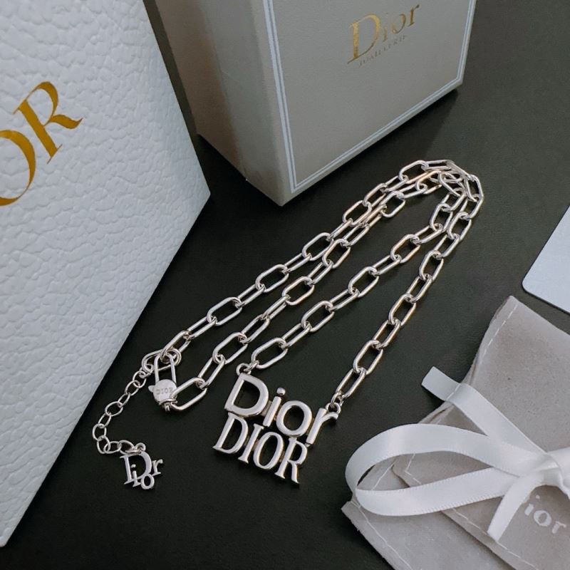 chr1st1an D10r necklaces